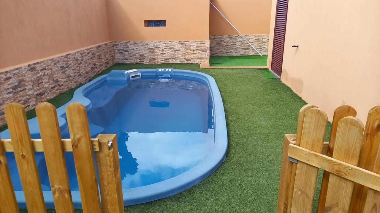 Casa Pitaya, acogedora, con piscina, fibra óptica Vila La Oliva Exterior foto